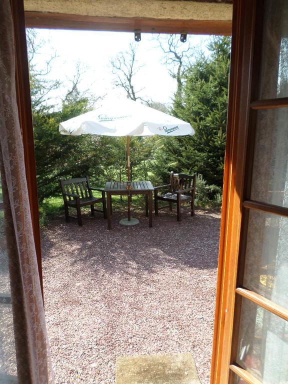 La Chevallerie B&B Isigny-le-Buat Kültér fotó