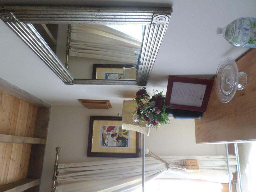 La Chevallerie B&B Isigny-le-Buat Kültér fotó